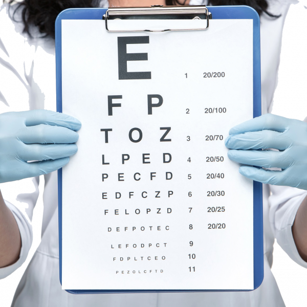 ophthalmologist-with-eye-chart copy